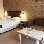 Paraiso Theopolis 3*