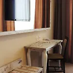 Paraiso Theopolis Obzor