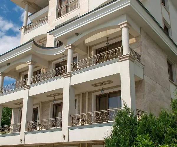 Paraiso Theopolis Obzor