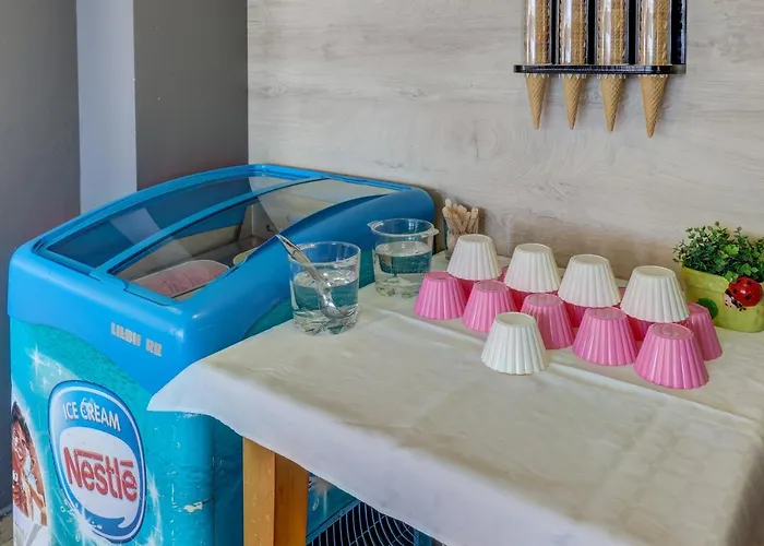 Paraiso Theopolis Obzor