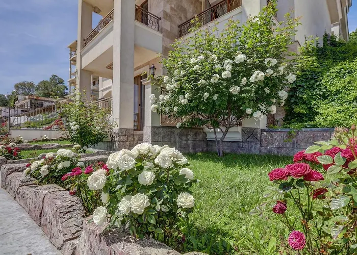 Paraiso Theopolis Hotel