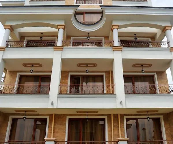 Paraiso Theopolis Hotel 3*